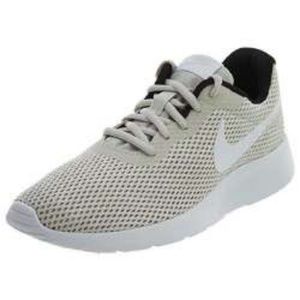Women's Nike Tanjun Shoe